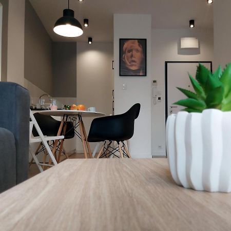 Chill Apartments Expo Slawinska Varsovia Exterior foto